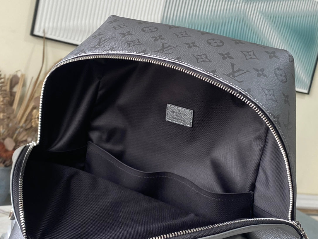 LV Backpack (Discovery Taiga Silver)