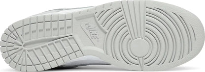 Nike Dunk Low - Grey Frog