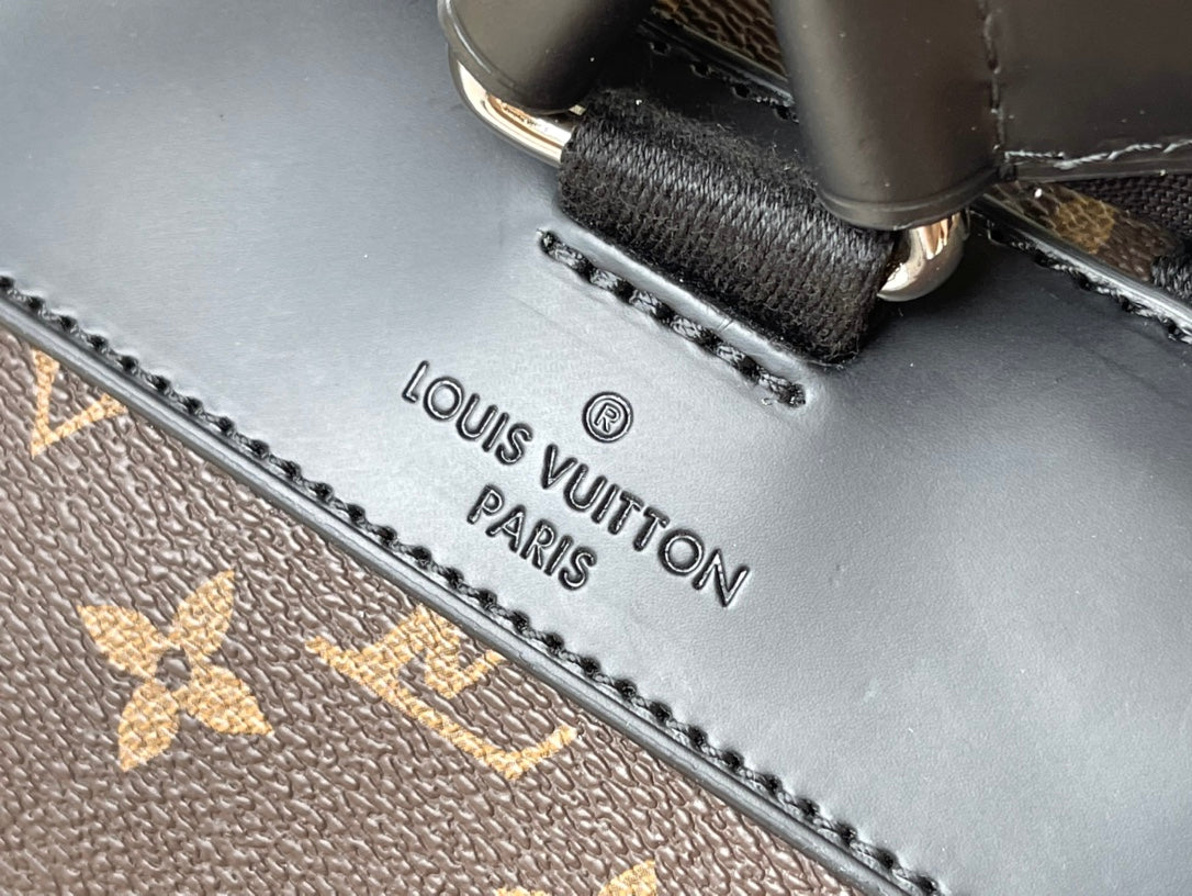 LV Backpack (Christopher MM - Pink)