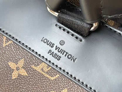LV Backpack (Christopher MM - Pink)