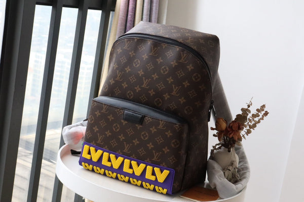 LV Backpack (Discovery Monogram)