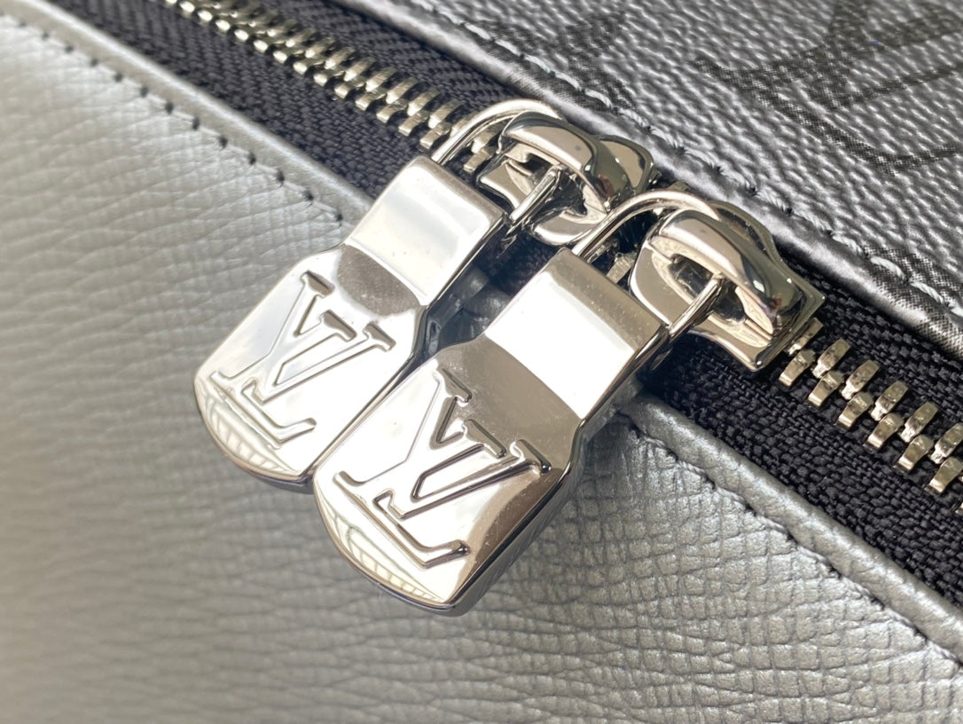 LV Backpack (Discovery Taiga Silver)